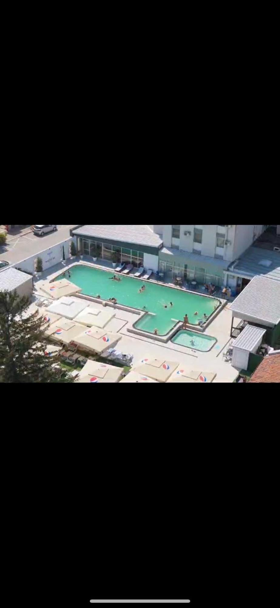 Hotel Tiski Cvet Novi Bečej Exterior foto